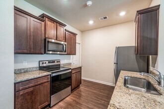 6019 Rainbow Row in Pell City, AL - Foto de edificio - Building Photo