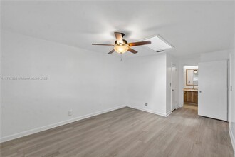 3424 Christopher St in West Palm Beach, FL - Building Photo - Building Photo