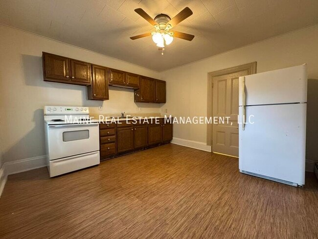 property at 33 Summer St