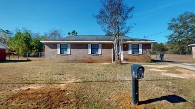 119 Nann St in Enterprise, AL - Building Photo - Building Photo