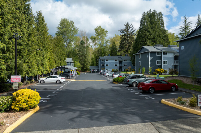 Timber Ridge Condominiums in Woodinville, WA - Foto de edificio - Building Photo