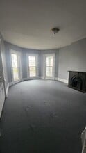 30 Central Ave, Unit LOWER in Fredonia, NY - Foto de edificio - Building Photo