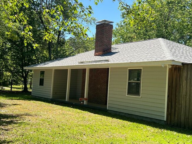207 Whispering Pines Ct in Hampstead, NC - Building Photo - Building Photo