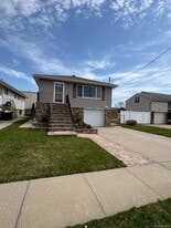 3363 Lawrence Ave in Oceanside, NY - Building Photo