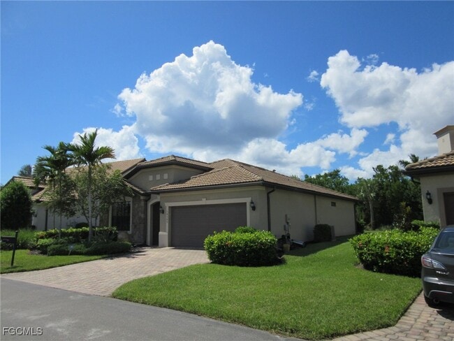 14589 Laguna Dr in Ft. Myers, FL - Building Photo - Building Photo