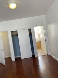 2445 Telegraph Ave, Unit Apt. 204 in Oakland, CA - Foto de edificio - Building Photo