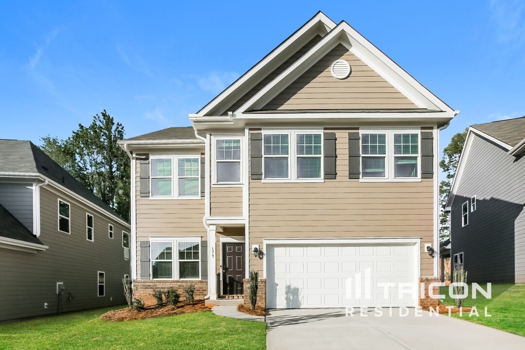 179 Queenshall Rd in Mooresville, NC - Building Photo
