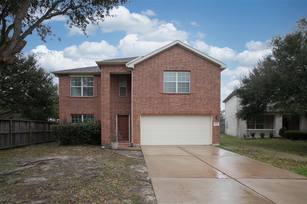 2303 Ledgeway Ct in Katy, TX - Building Photo