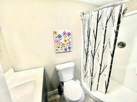 1021 Keokuk St in Hamilton, IL - Building Photo