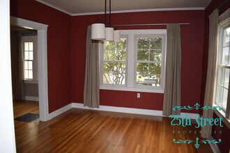 1181 37th St in Sacramento, CA - Building Photo - Building Photo