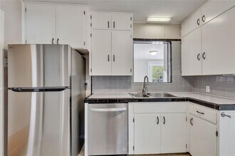 3810 Brookview Rd in Austin, TX - Building Photo - Building Photo