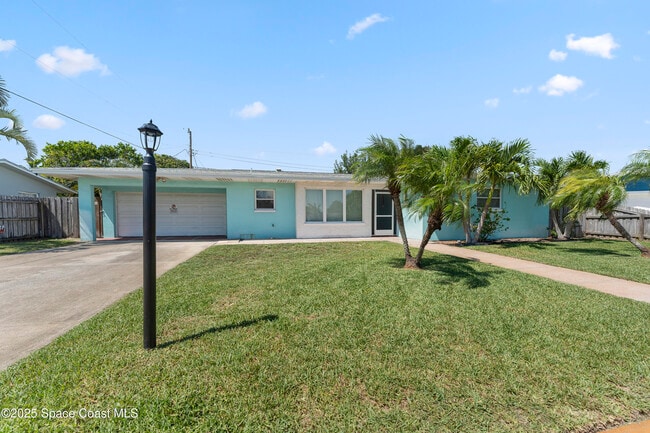 116 Royal Palm Ave in Satellite Beach, FL - Building Photo - Building Photo