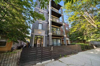 2110 W Washington Blvd in Chicago, IL - Building Photo - Building Photo