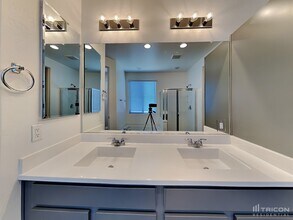 2619 E Danbury Rd in Phoenix, AZ - Building Photo - Building Photo
