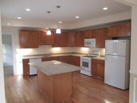 19 Gilman St in Somerville, MA - Building Photo
