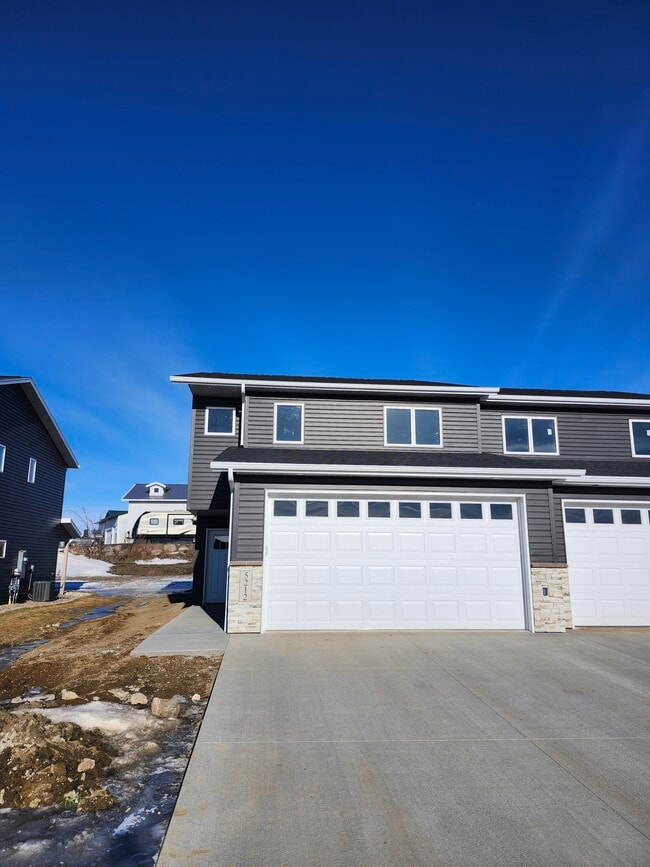 5316 Welder Ave in Bismarck, ND - Building Photo - Building Photo