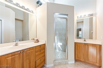 6140 Mandalay Cir in Naples, FL - Building Photo - Building Photo