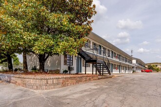 MF-13-Mill Creek Apartments in Fort Smith, AR - Building Photo - Building Photo