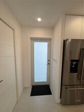 2221 NE 123rd St in North Miami, FL - Building Photo - Building Photo