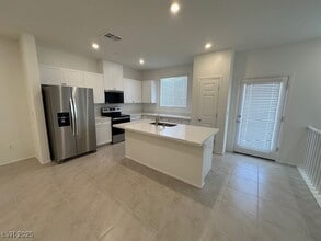5656 Beguiling Falls St in Las Vegas, NV - Building Photo - Building Photo