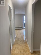 1030-1030 Pearson Dr in Oakville, ON - Building Photo - Building Photo