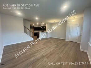 431 Parker Sta Ave in Fuquay Varina, NC - Building Photo - Building Photo