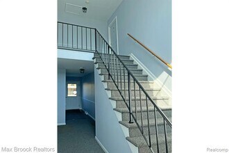 801 W Long Lake Rd in Bloomfield Township, MI - Building Photo - Building Photo