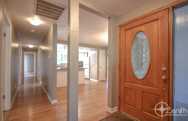 1417 NW 98th Cir in Vancouver, WA - Building Photo - Building Photo