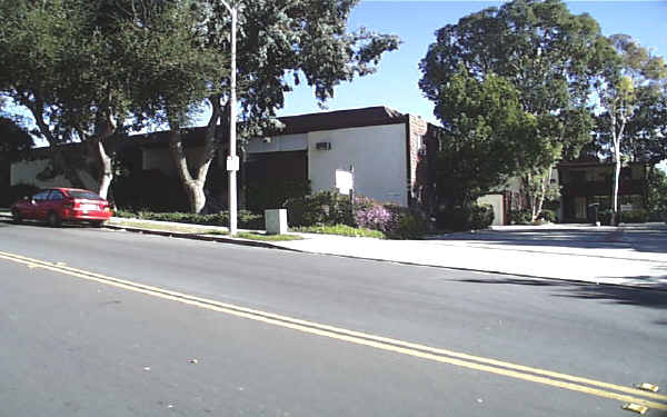 Richmond Terrace in Thousand Oaks, CA - Foto de edificio - Building Photo