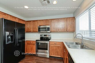 15340 W Hearn Rd, Unit 45 in Surprise, AZ - Building Photo - Building Photo