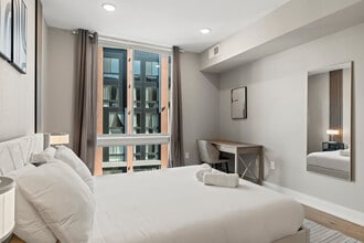 901 Canal St in Philadelphia, PA - Foto de edificio - Building Photo