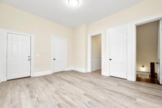 550 Hale Ave, Unit A in Cincinnati, OH - Foto de edificio - Building Photo
