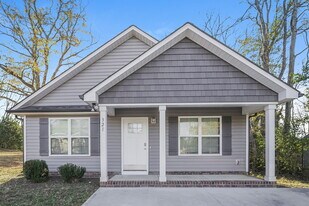 321 Howerton Ave NW in Concord, NC - Building Photo