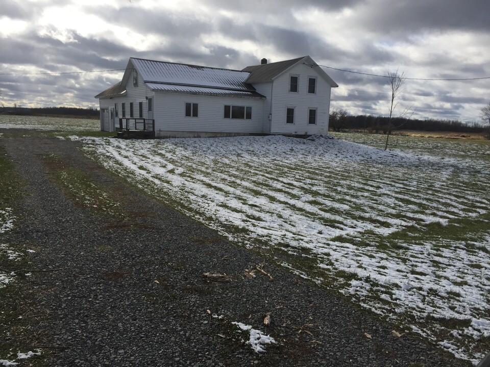 22760 NY-411 in Lafargeville, NY - Building Photo