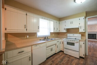 2226 Mabel Dr in Anderson, IN - Building Photo - Building Photo