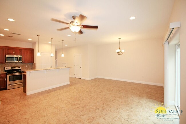 1273 Sharif Dr in Fort Walton Beach, FL - Building Photo - Building Photo