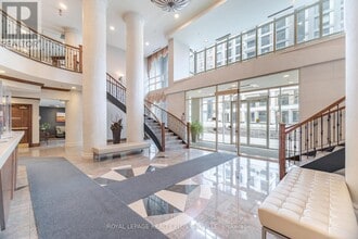 156 Enfield Pl in Mississauga, ON - Building Photo - Building Photo