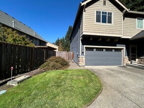 1709 Joseph Fields St in West Linn, OR - Building Photo - Building Photo