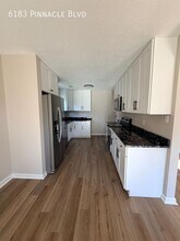 6183 Pinnacle Blvd in Indianapolis, IN - Building Photo - Building Photo