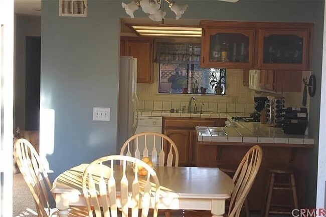 288 Via La Paz in San Luis Obispo, CA - Building Photo - Building Photo
