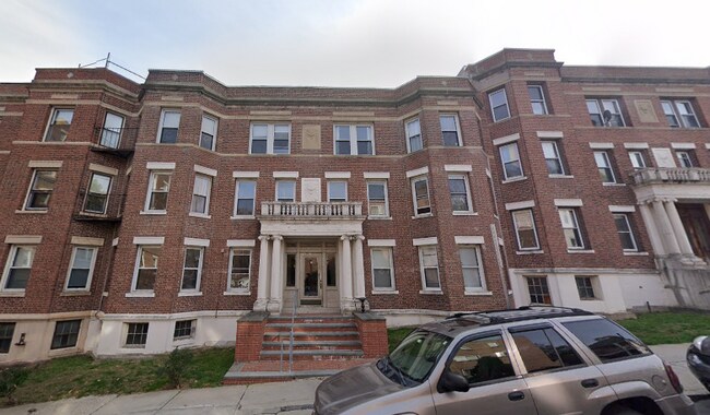 11 Scottfield Rd, Unit 5