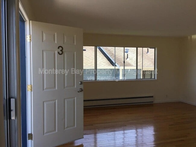 900 Belden St in Monterey, CA - Building Photo - Building Photo