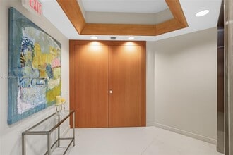 7141 Fisher Island Dr in Miami Beach, FL - Building Photo - Building Photo