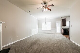 1113 Watercourse Way in Hampton, GA - Building Photo - Building Photo