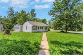 300 Estridge Rd in St. Louis, MO - Building Photo - Building Photo