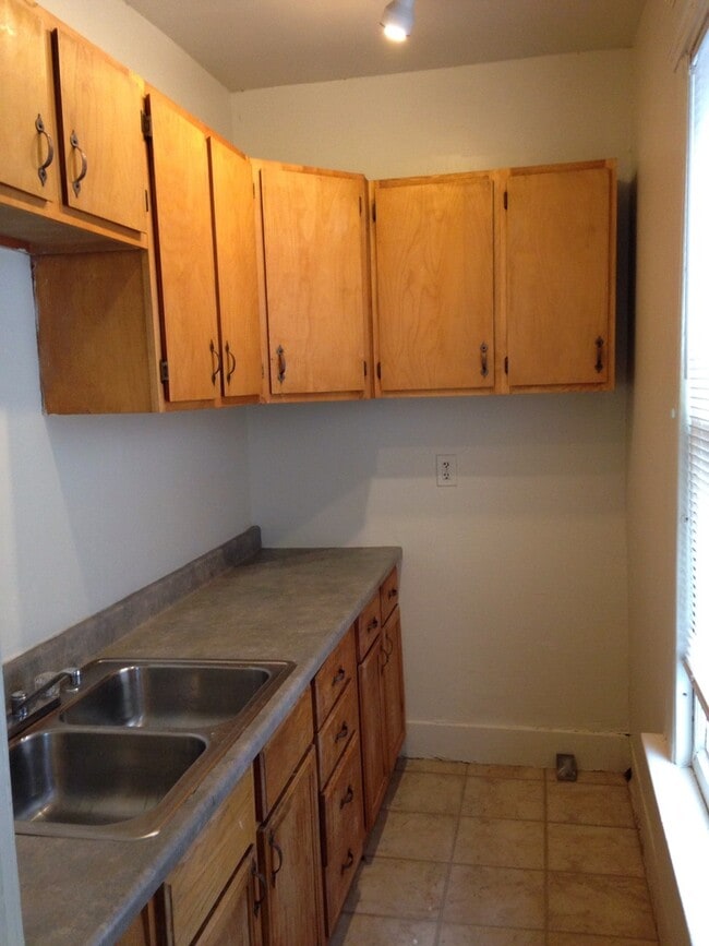 43-45 Dickerman St in New Haven, CT - Building Photo - Building Photo