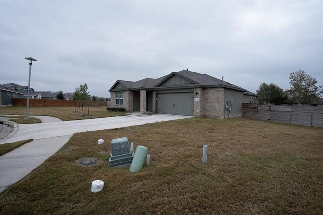 105 Carmello in Kyle, TX - Building Photo - Building Photo