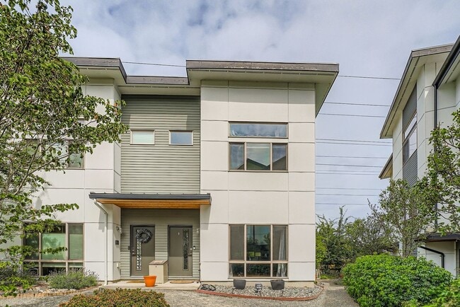 property at 4276 S Greenbelt Station Dr