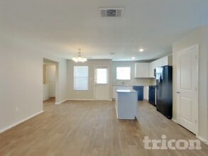 3423 Stoney Bayou in San Antonio, TX - Building Photo - Building Photo