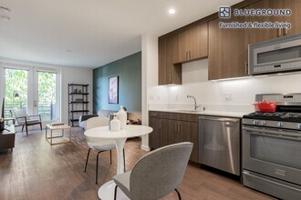 375 N La Cienega Blvd in West Hollywood, CA - Building Photo - Building Photo